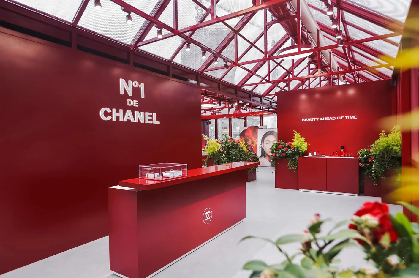 CHANEL retail installation